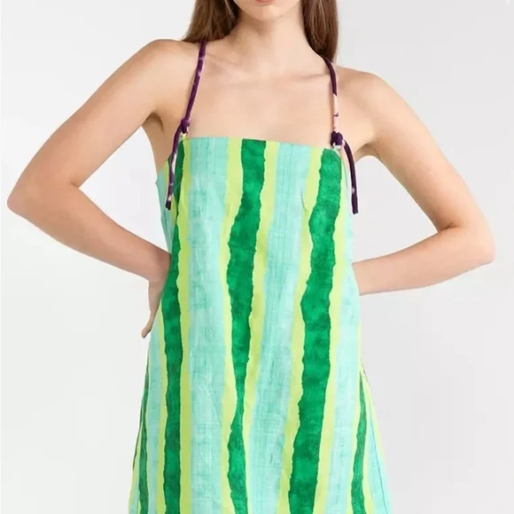 green emerald velvet dress Tea Girls Dress Size: 5T – SwoondleSociety main image 0